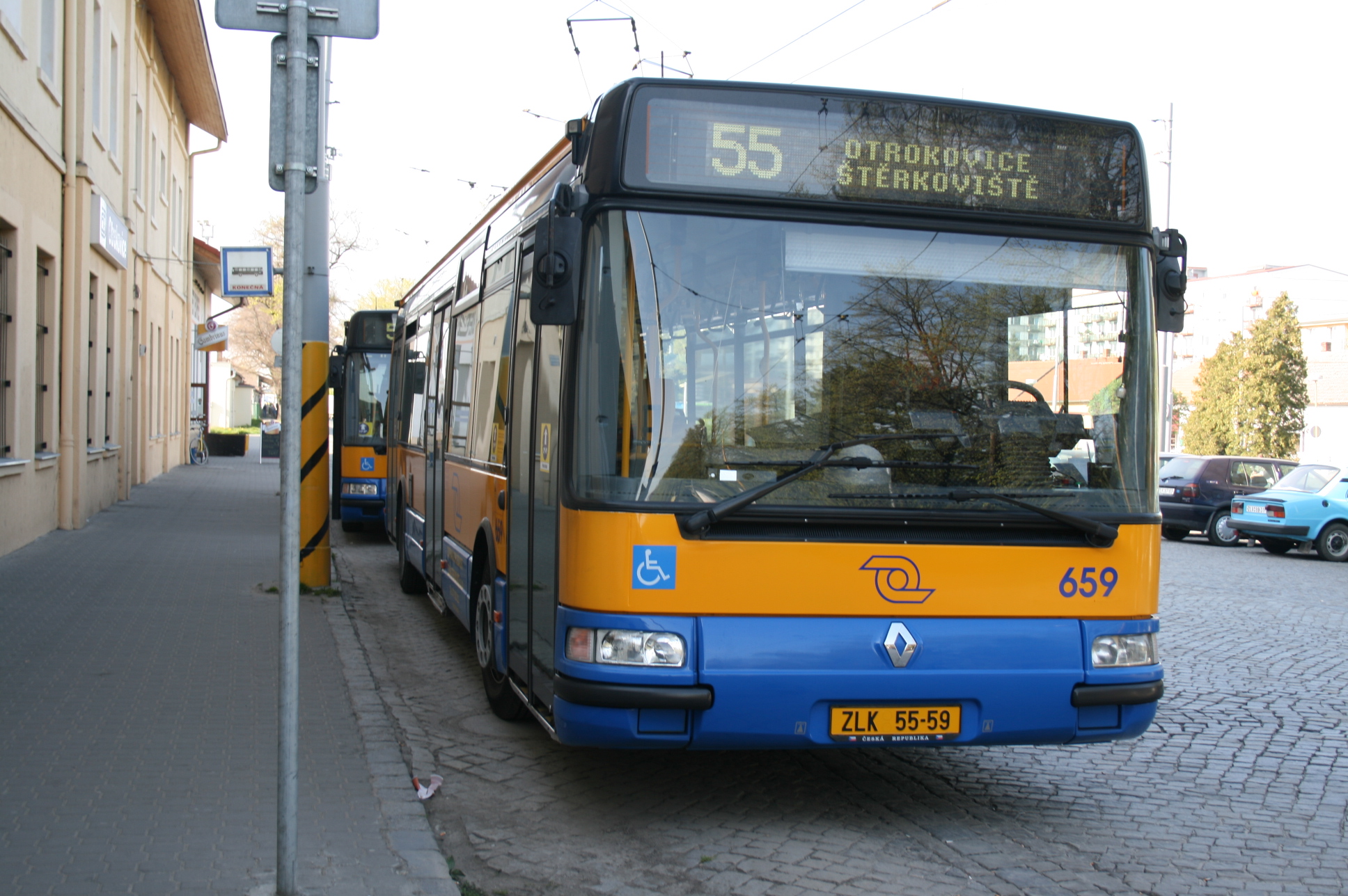 659-Otrokovice ČD 2007_04.JPG