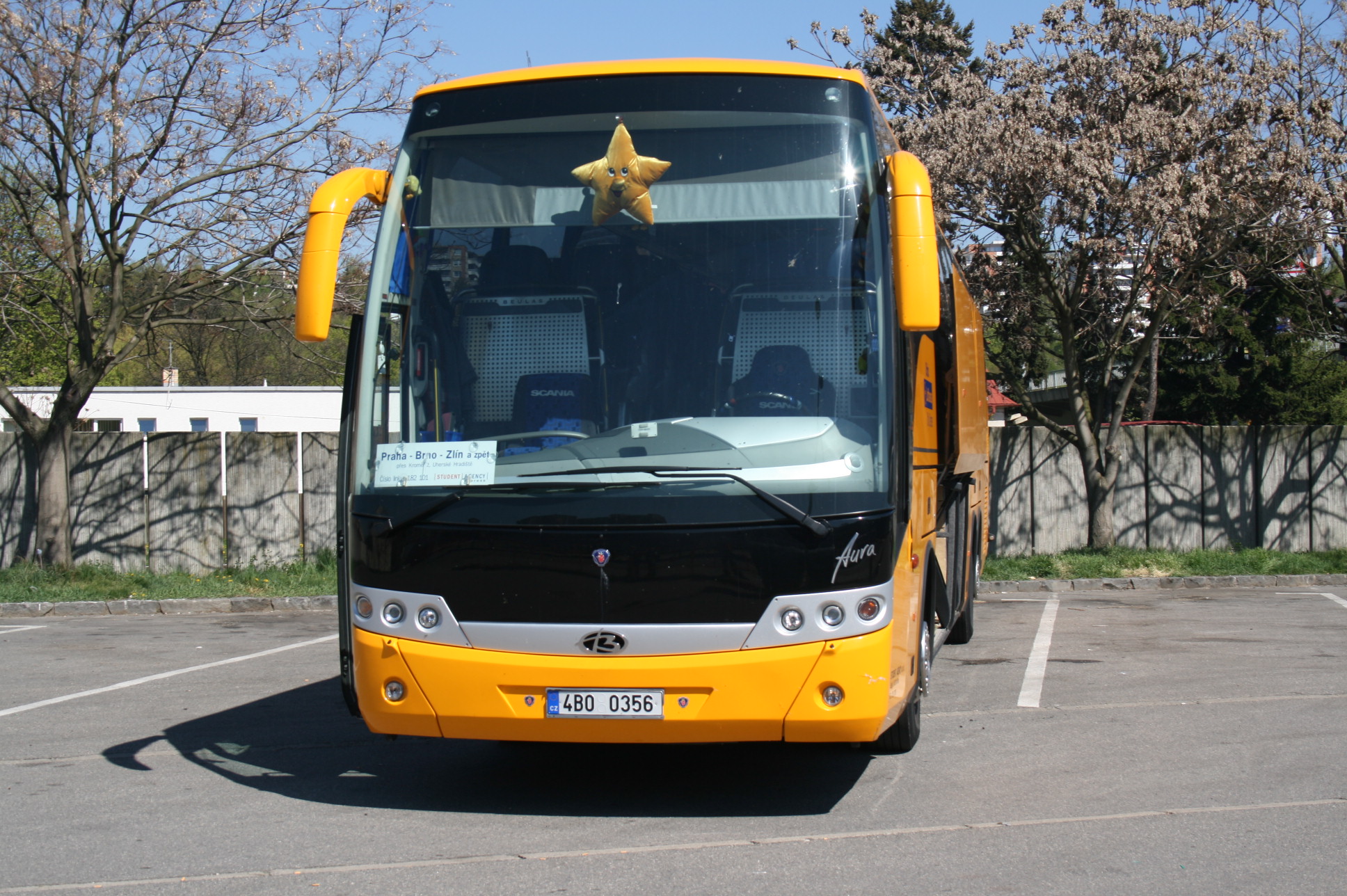 STUDENT AGENCY EXPRESS AN Zlín 04_2007 2.jpg